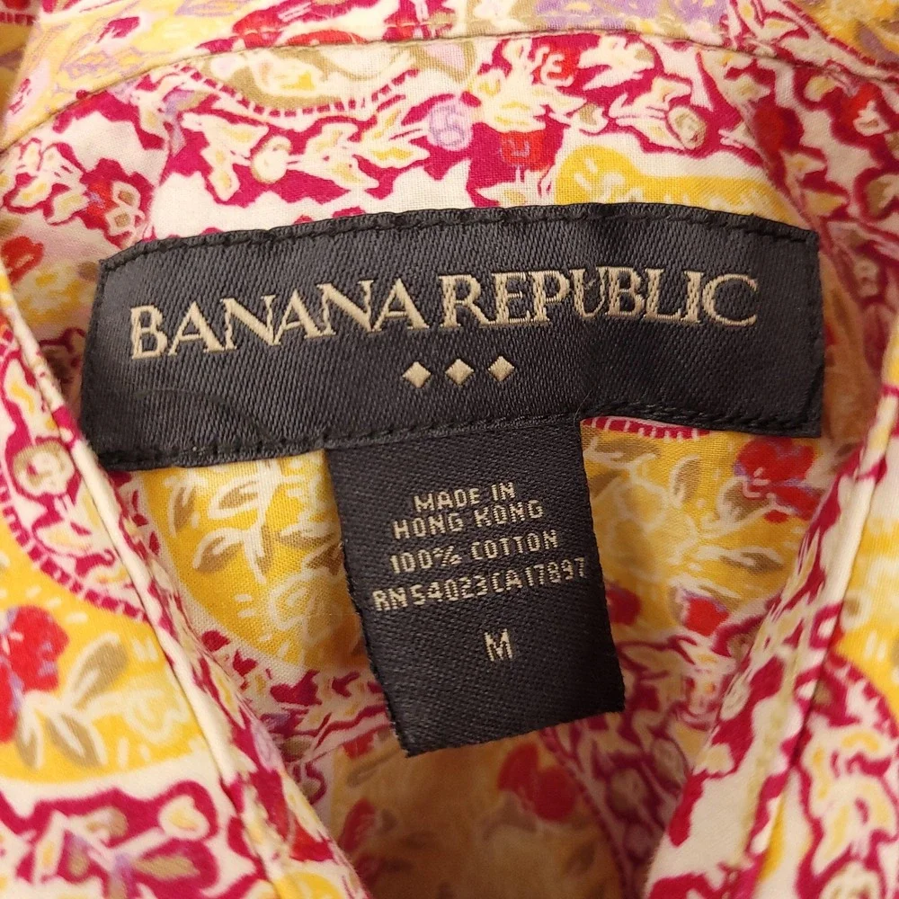 Banana Republic Shirt Mens Medium Red Paisley Floral Long Sleeve Button Front